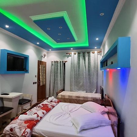 Boston Hotel Tirana Bagian luar foto