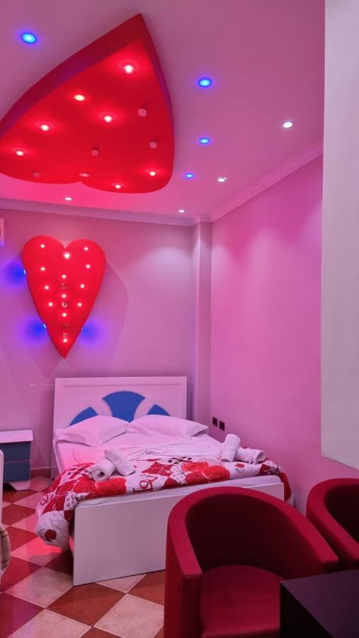 Boston Hotel Tirana Bagian luar foto