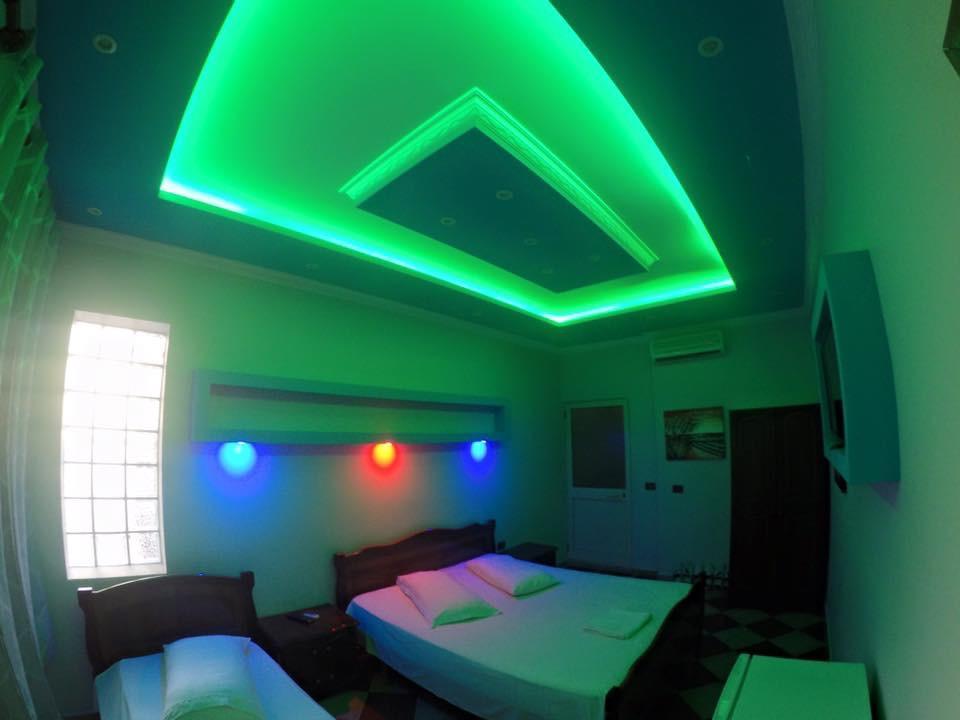 Boston Hotel Tirana Bagian luar foto
