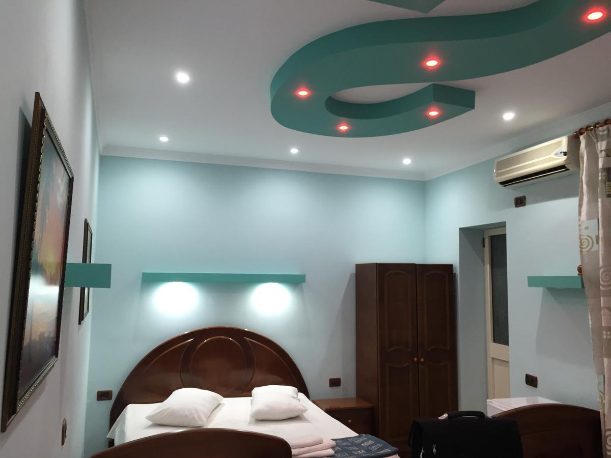 Boston Hotel Tirana Bagian luar foto